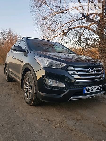 Позашляховик / Кросовер Hyundai Santa FE 2013 в 