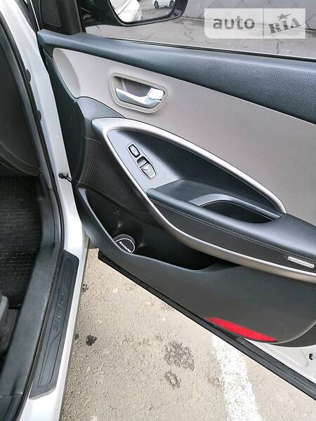 Внедорожник / Кроссовер Hyundai Santa FE 2013 в Одессе