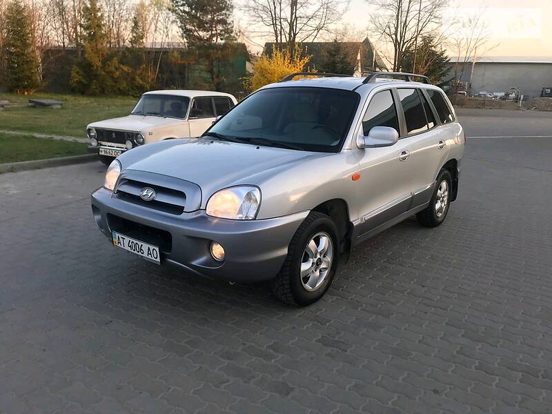 Позашляховик / Кросовер Hyundai Santa FE 2006 в 