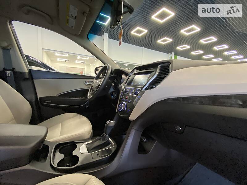 Позашляховик / Кросовер Hyundai Santa FE 2017 в Одесі