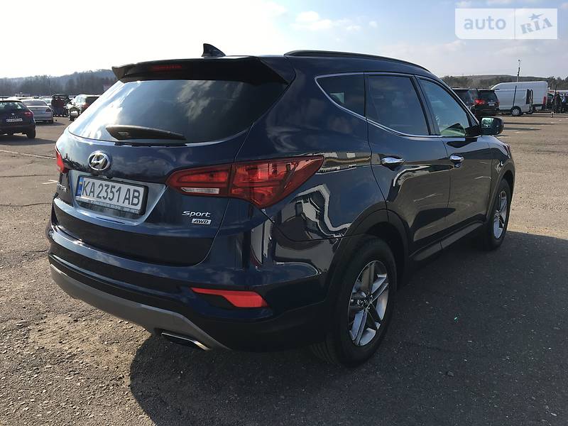 Позашляховик / Кросовер Hyundai Santa FE 2016 в Києві