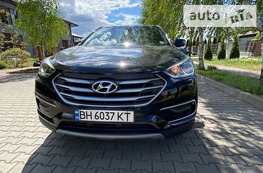 Позашляховик / Кросовер Hyundai Santa FE 2016 в 