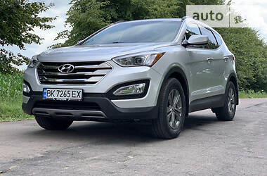 Позашляховик / Кросовер Hyundai Santa FE 2014 в 