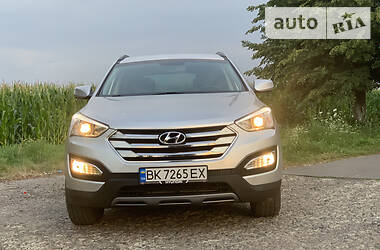 Позашляховик / Кросовер Hyundai Santa FE 2014 в 