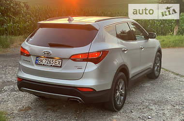 Позашляховик / Кросовер Hyundai Santa FE 2014 в 