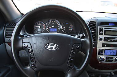Позашляховик / Кросовер Hyundai Santa FE 2006 в 