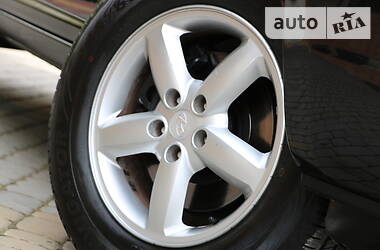 Внедорожник / Кроссовер Hyundai Santa FE 2007 в 