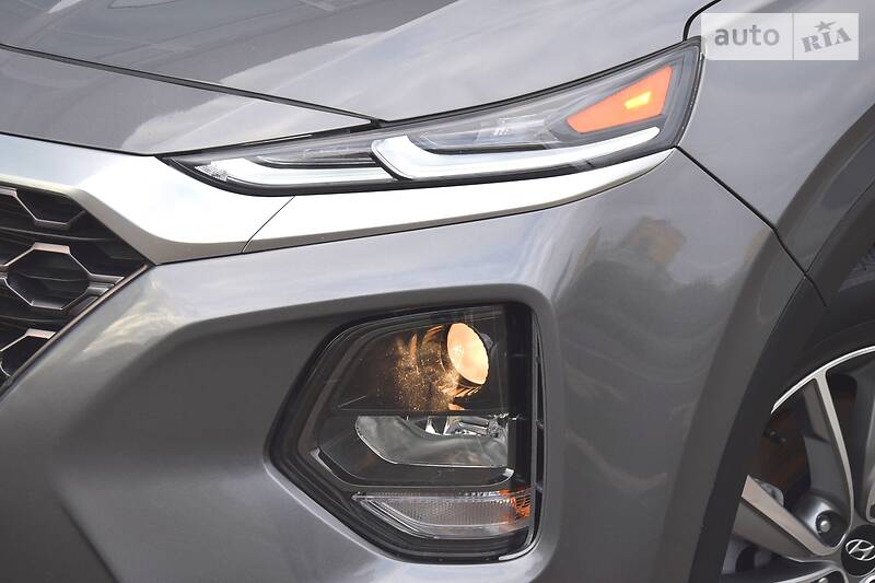 Позашляховик / Кросовер Hyundai Santa FE 2019 в Києві
