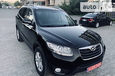 Внедорожник / Кроссовер Hyundai Santa FE 2010 в Черновцах