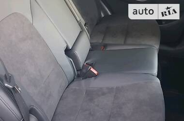 Позашляховик / Кросовер Hyundai Santa FE 2013 в 