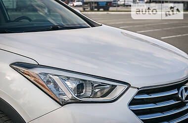 Внедорожник / Кроссовер Hyundai Santa FE 2014 в Киеве