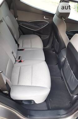 Внедорожник / Кроссовер Hyundai Santa FE 2017 в 