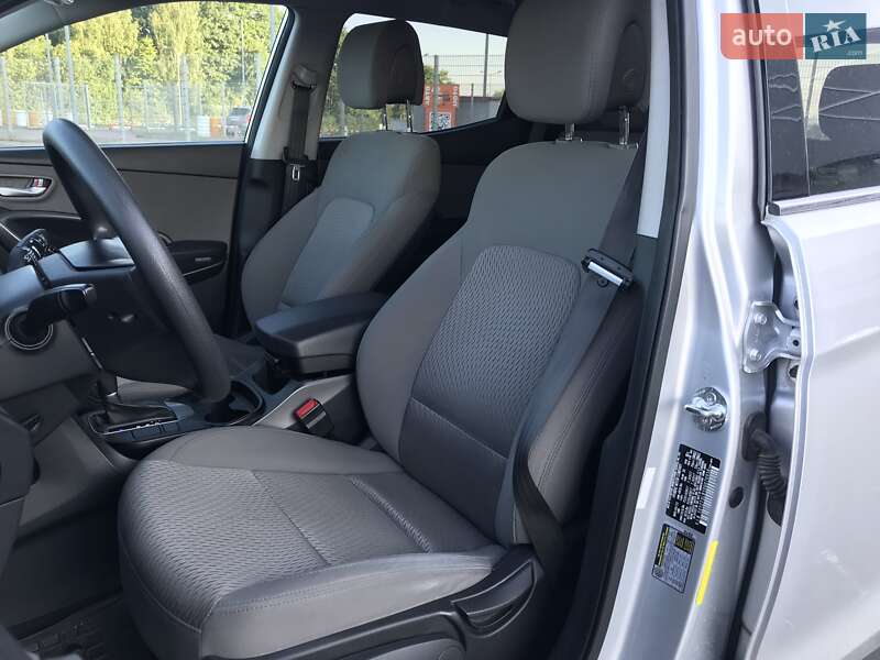 Позашляховик / Кросовер Hyundai Santa FE 2013 в Львові фото 23 Позашляховик / Кросовер Hyundai Santa FE 2013 в Львові