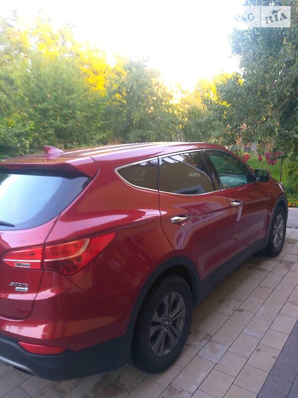 Хэтчбек Hyundai Santa FE 2015 в Тернополе