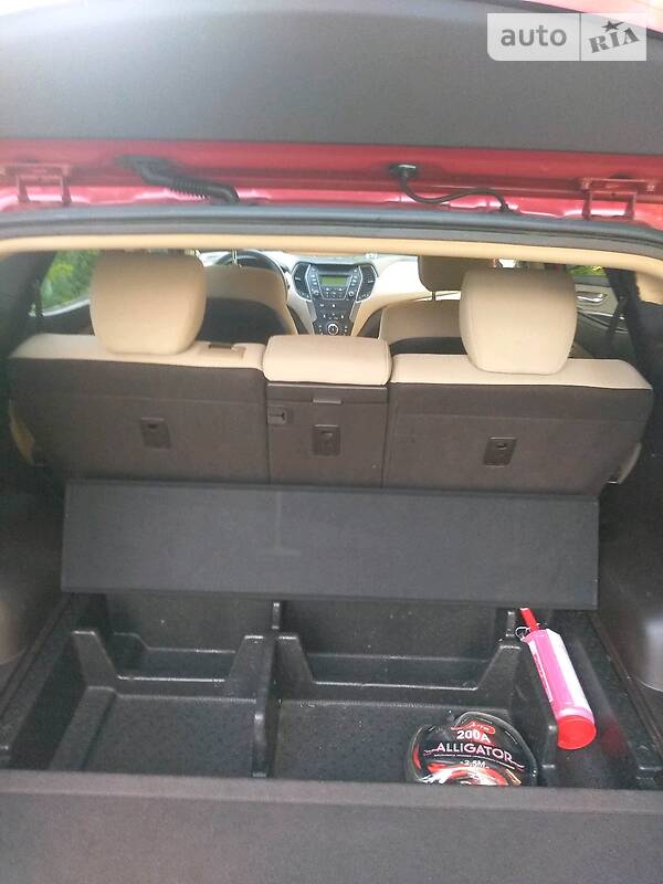 Хэтчбек Hyundai Santa FE 2015 в Тернополе