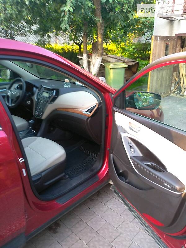 Хэтчбек Hyundai Santa FE 2015 в Тернополе