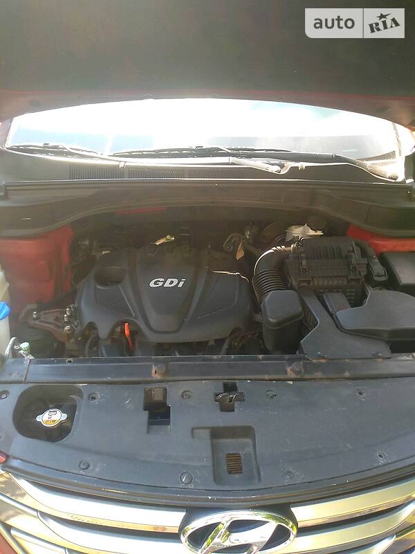 Хэтчбек Hyundai Santa FE 2015 в Тернополе