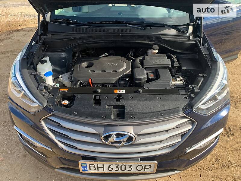 Внедорожник / Кроссовер Hyundai Santa FE 2017 в Черноморске