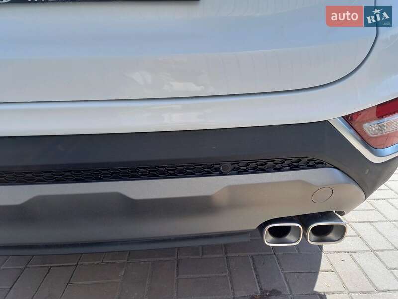 Позашляховик / Кросовер Hyundai Santa FE 2019 в Дніпрі