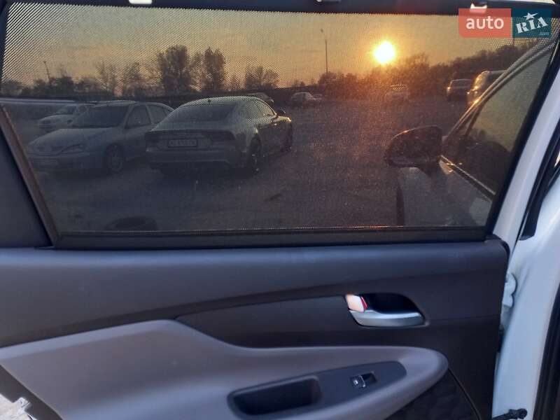 Позашляховик / Кросовер Hyundai Santa FE 2019 в Дніпрі