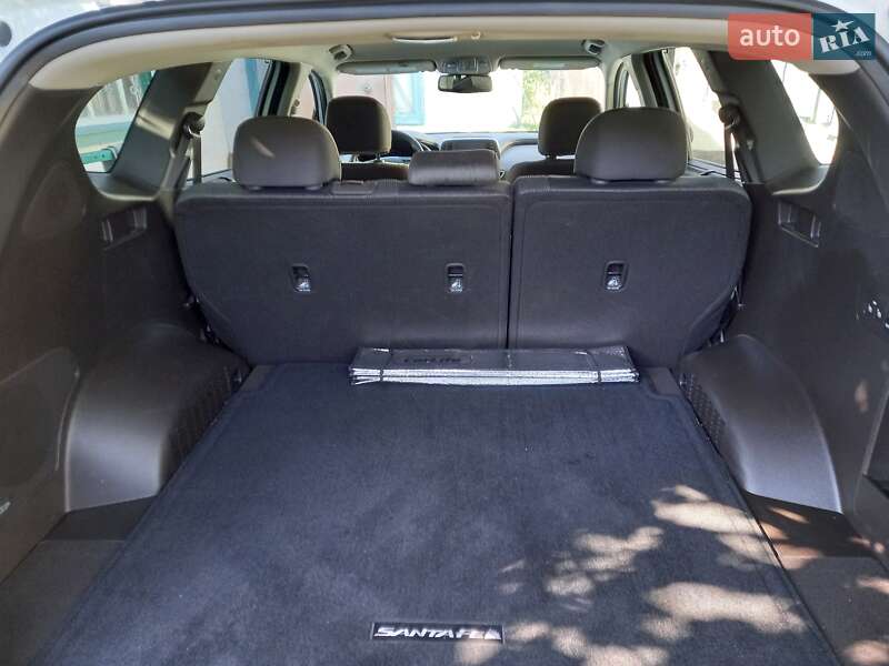 Позашляховик / Кросовер Hyundai Santa FE 2019 в Дніпрі
