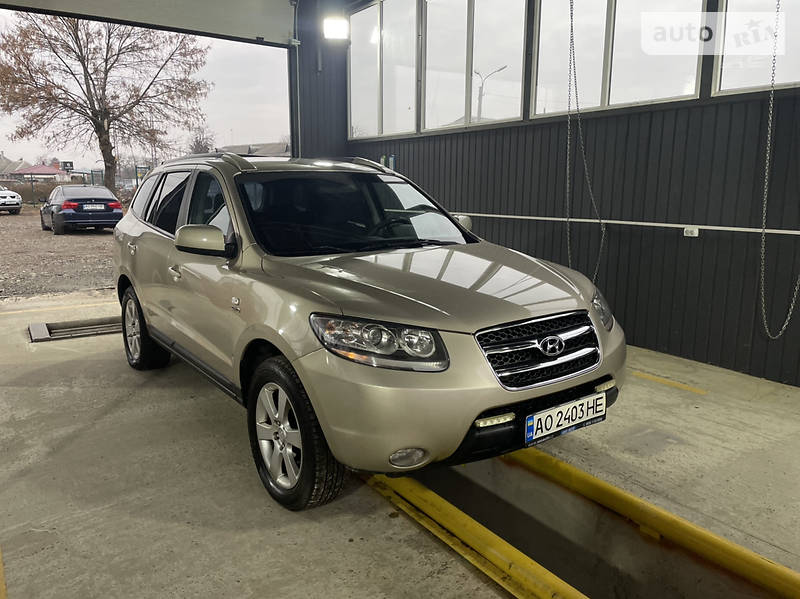 Внедорожник / Кроссовер Hyundai Santa FE 2008 в Ужгороде