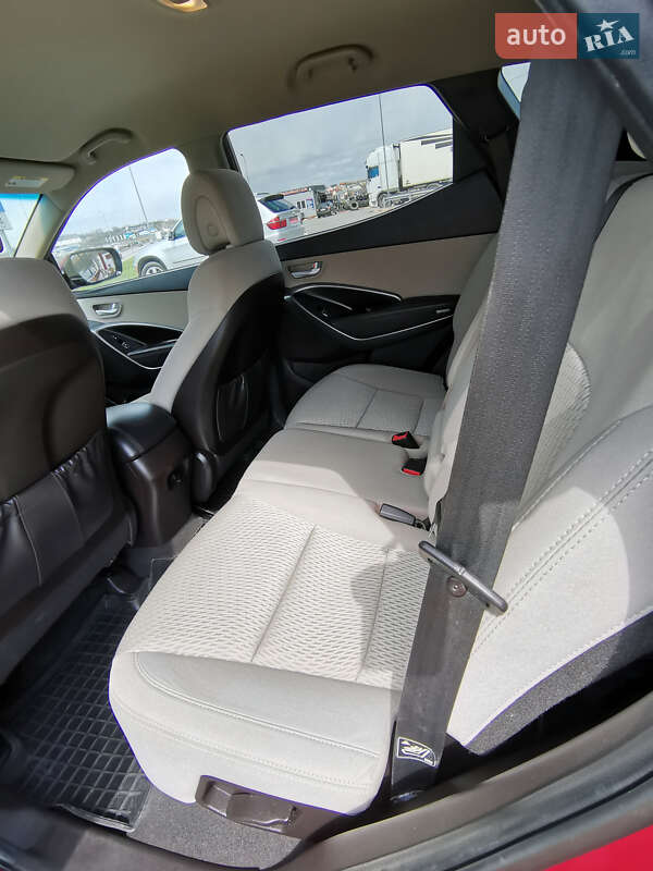 Позашляховик / Кросовер Hyundai Santa FE 2014 в Жовкві