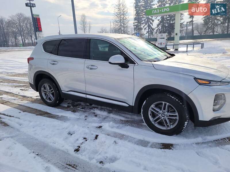 Позашляховик / Кросовер Hyundai Santa FE 2018 в Коломиї