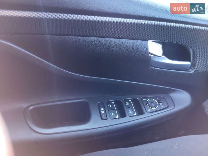 Позашляховик / Кросовер Hyundai Santa FE 2018 в Коломиї