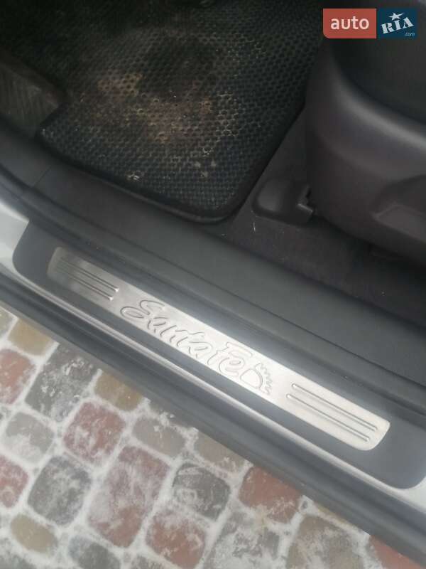 Позашляховик / Кросовер Hyundai Santa FE 2011 в Нетішині