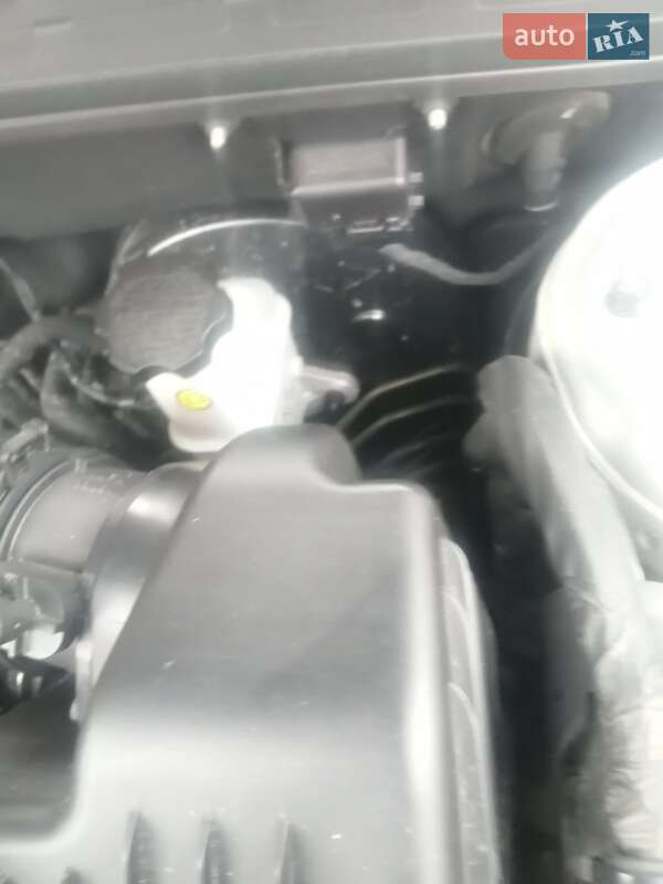 Позашляховик / Кросовер Hyundai Santa FE 2011 в Нетішині