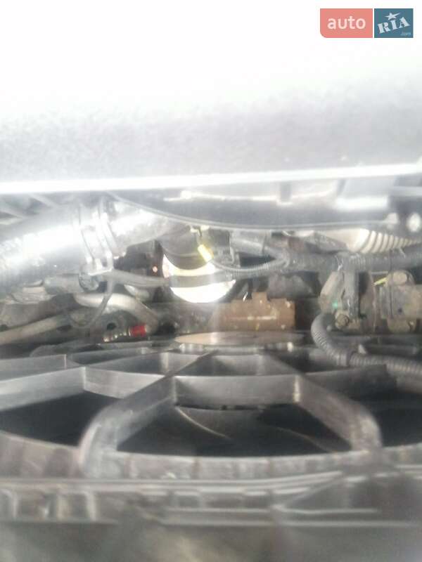 Позашляховик / Кросовер Hyundai Santa FE 2011 в Нетішині