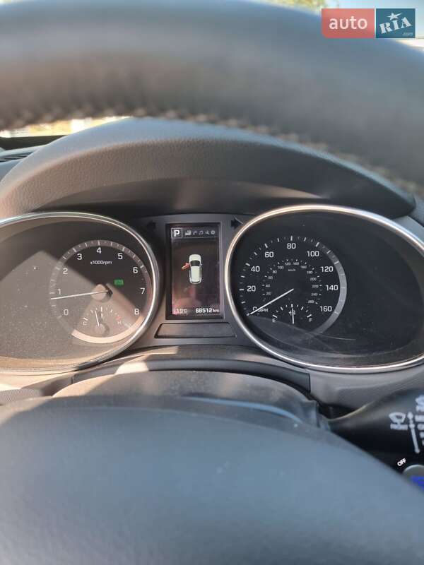 Позашляховик / Кросовер Hyundai Santa FE 2016 в Одесі