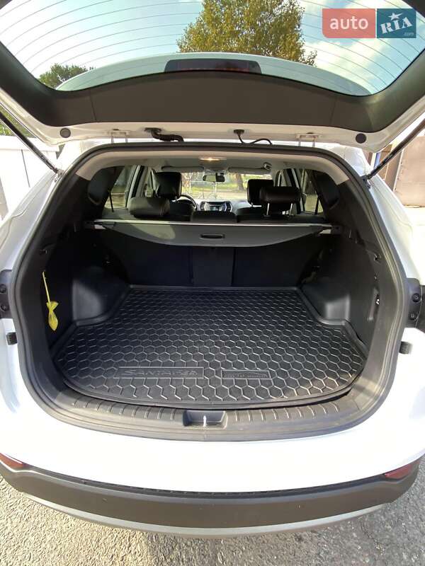 Позашляховик / Кросовер Hyundai Santa FE 2014 в Одесі