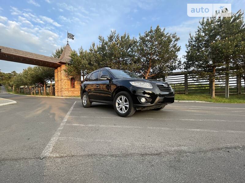 Внедорожник / Кроссовер Hyundai Santa FE 2010 в Ужгороде