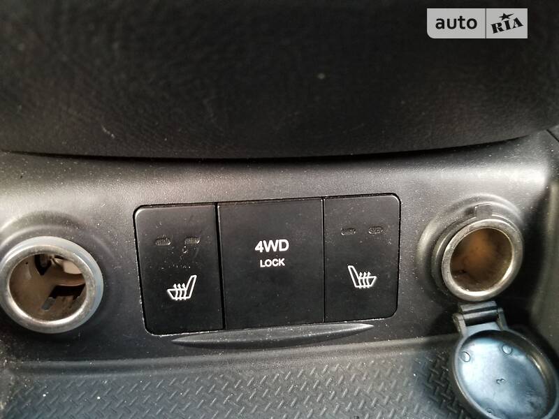 Позашляховик / Кросовер Hyundai Santa FE 2006 в Сарнах