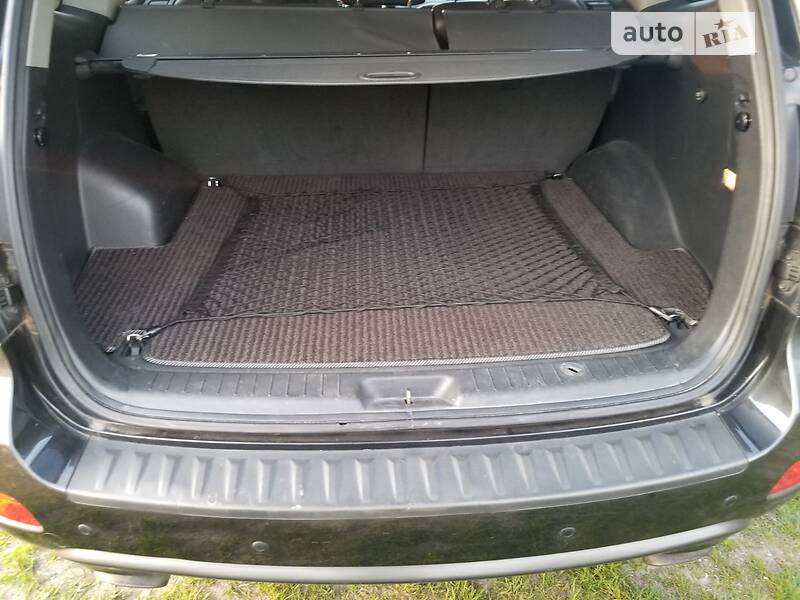 Позашляховик / Кросовер Hyundai Santa FE 2006 в Сарнах