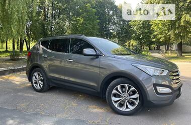 Внедорожник / Кроссовер Hyundai Santa FE 2014 в Калуше