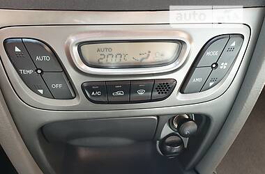 Внедорожник / Кроссовер Hyundai Santa FE 2005 в Виннице