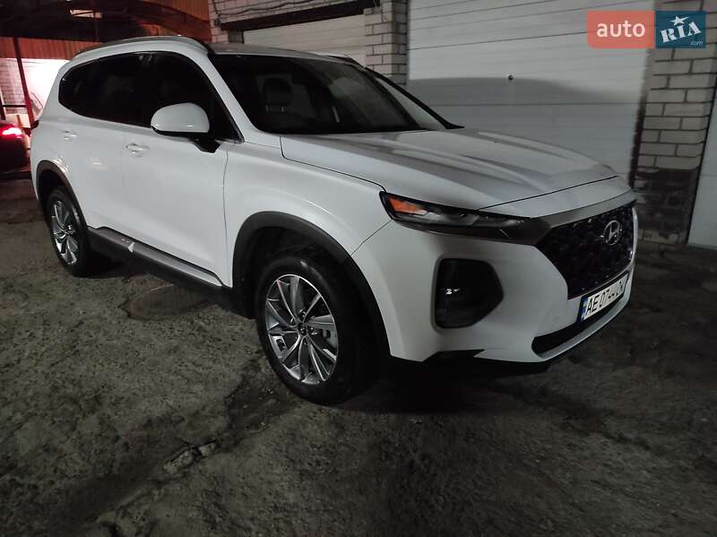 Позашляховик / Кросовер Hyundai Santa FE 2019 в Синельниковому