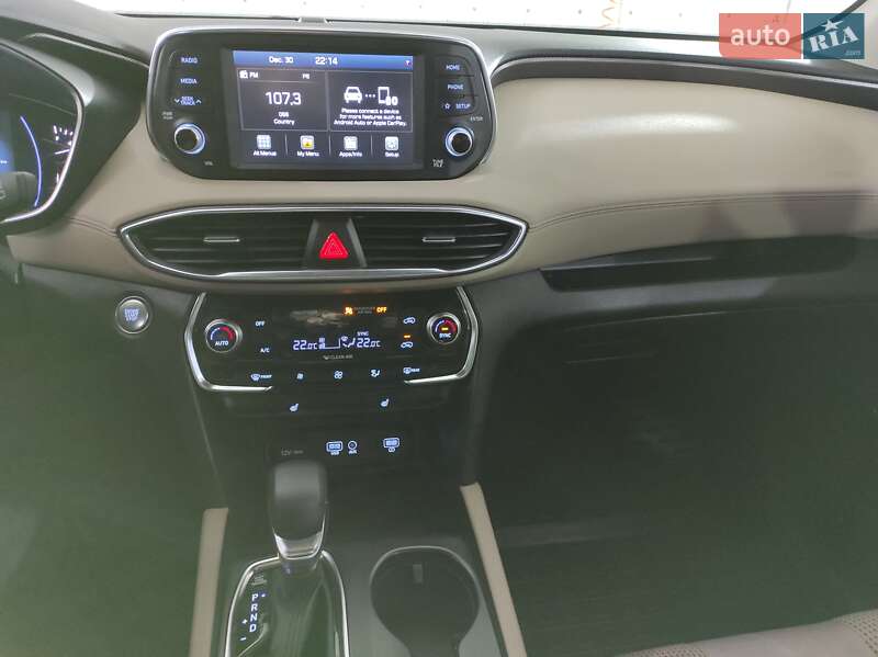 Позашляховик / Кросовер Hyundai Santa FE 2019 в Синельниковому