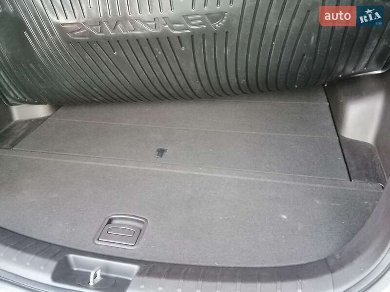 Минивэн Hyundai Santa FE 2016 в Луцке фото 27 Минивэн Hyundai Santa FE 2016 в Луцке