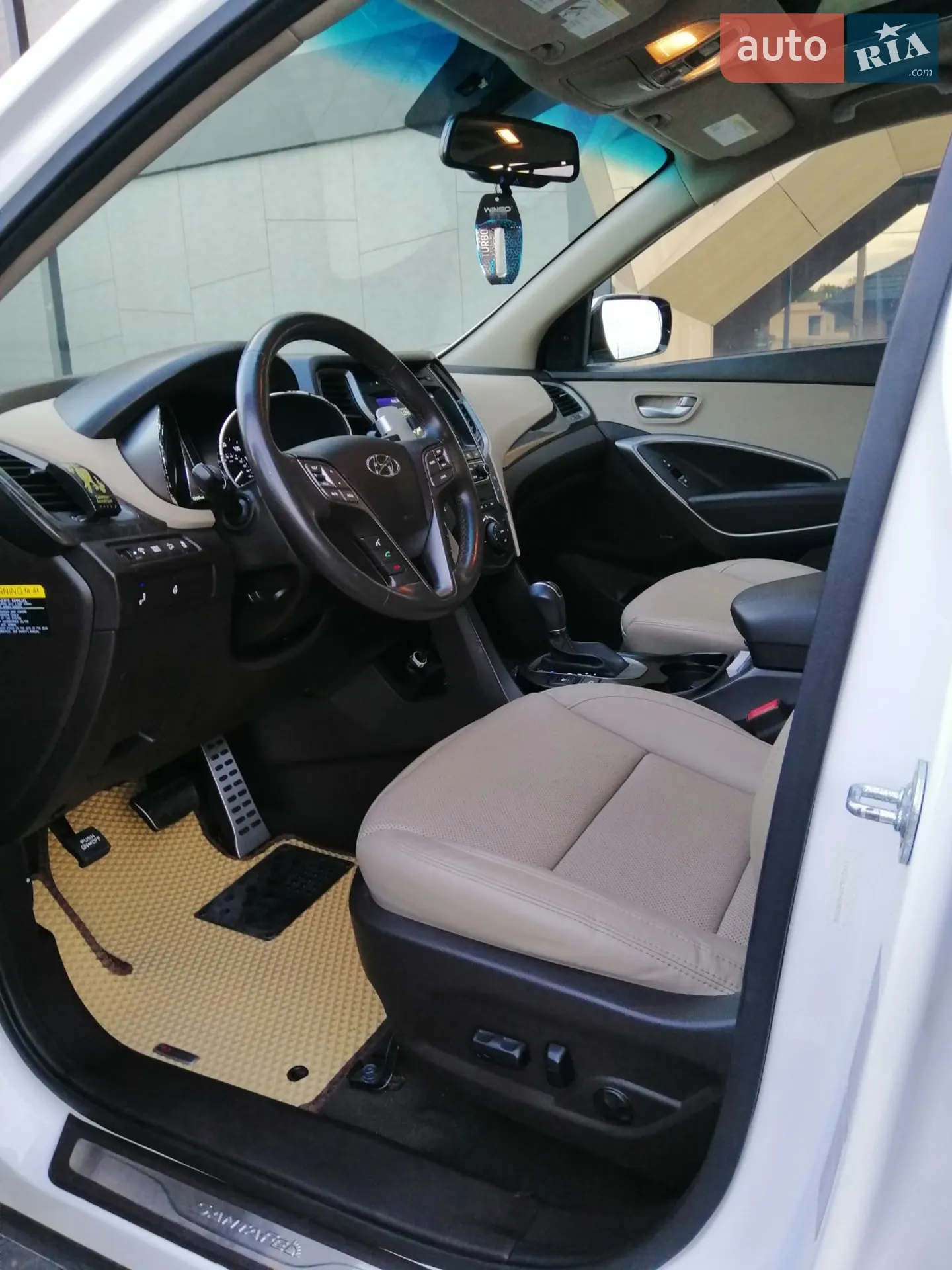2016 Hyundai Santa Fe - мініатюра 36