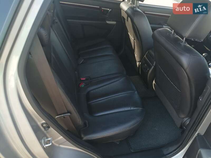 Позашляховик / Кросовер Hyundai Santa FE 2010 в Києві