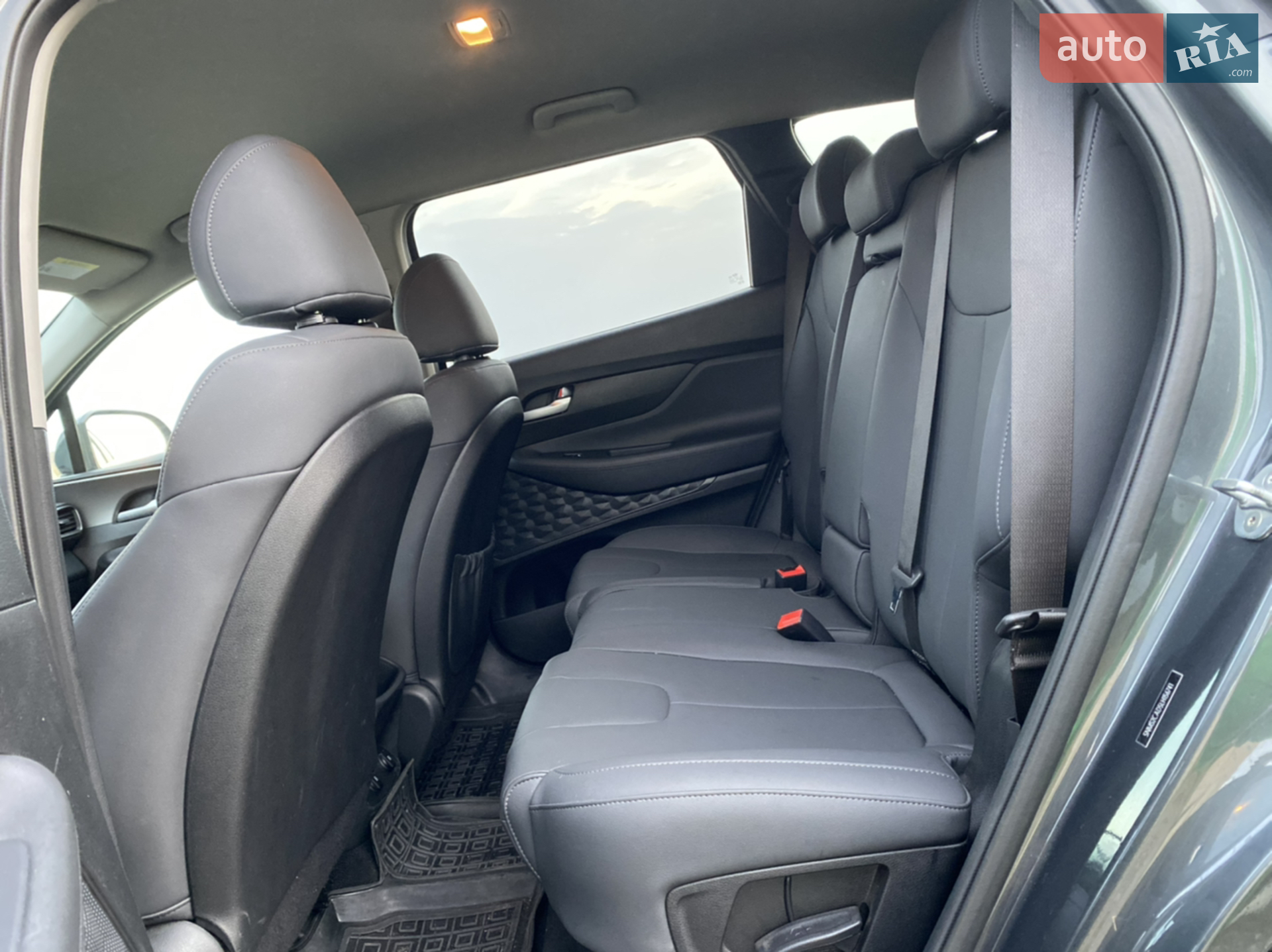 2019 Hyundai Santa Fe - мініатюра 15