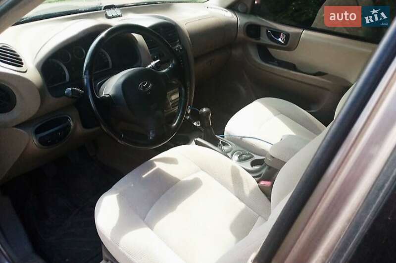 Седан Hyundai Santa FE 2005 в Калиновке