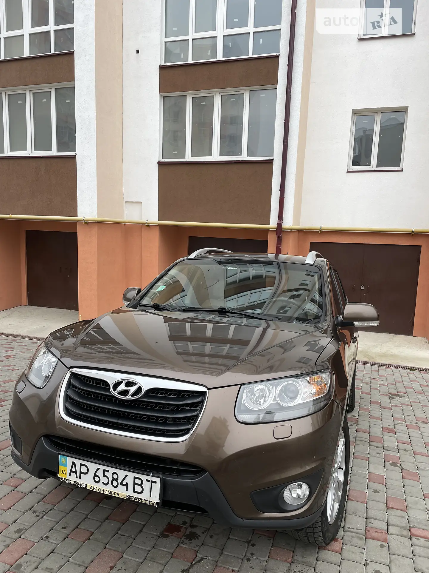 2010 Hyundai Santa Fe - мініатюра 8