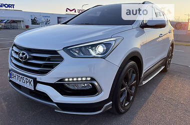 Внедорожник / Кроссовер Hyundai Santa FE 2015 в Одессе