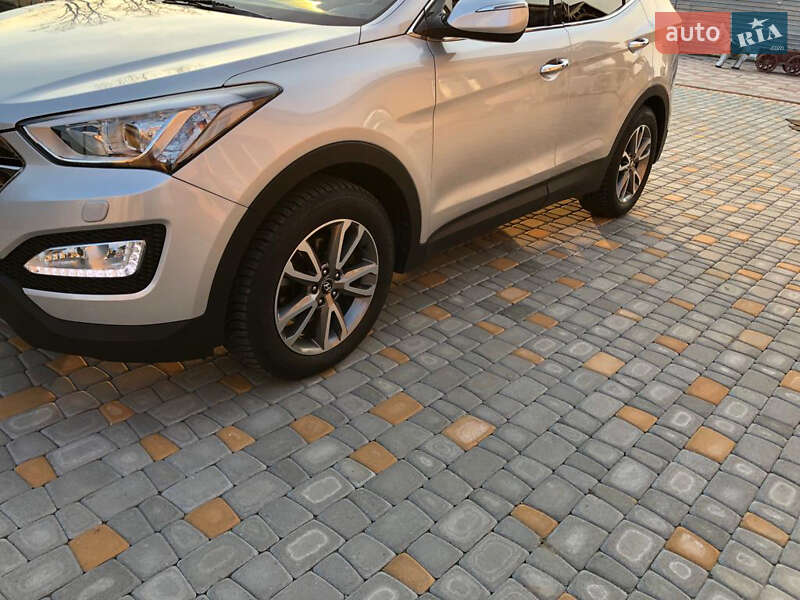 Універсал Hyundai Santa FE 2012 в Новоселиці фото 4 Універсал Hyundai Santa FE 2012 в Новоселиці