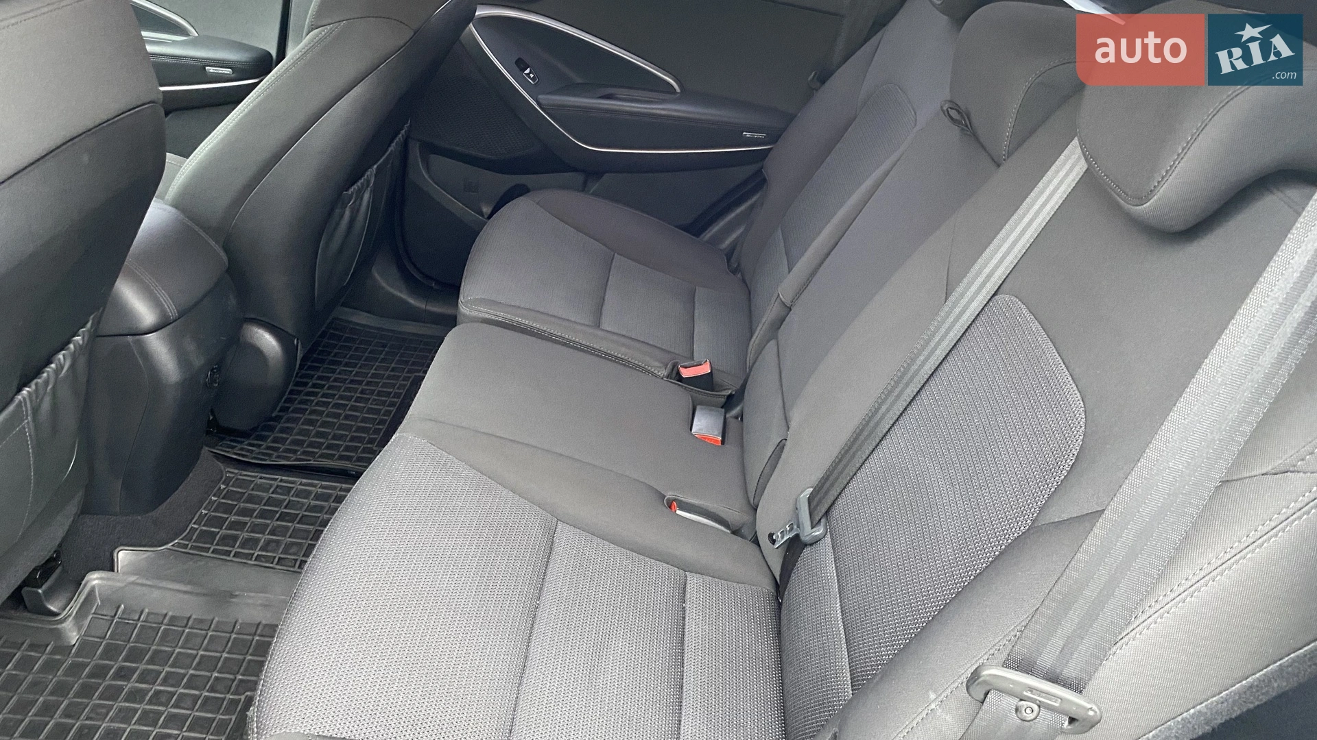 2012 Hyundai Santa Fe - мініатюра 12